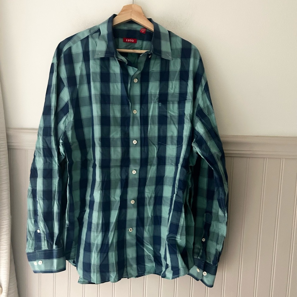 Izod Men’s XL Green Navy Checkered Long Sleeve Cotton Button-Down Shirt